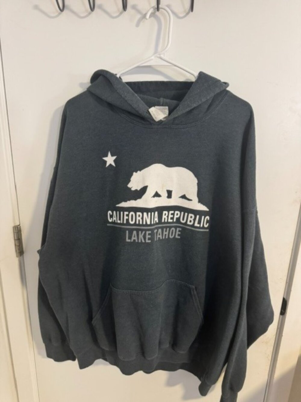 California Republic Lake Tahoe Hoodie - Gray/White, Size: 2XL with Bear Logo